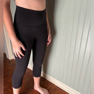 Lululemon High-rise Crop Leggints Sz. Small